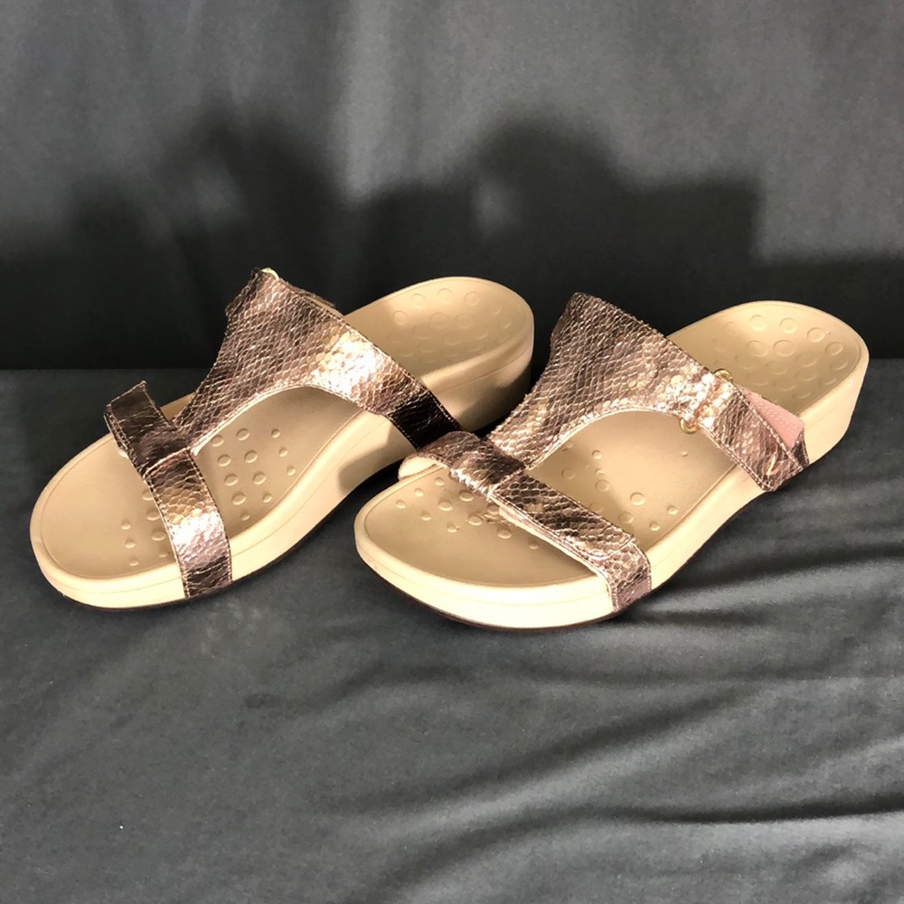 Vionic Podiatrist Design Ladies Platform Sandals